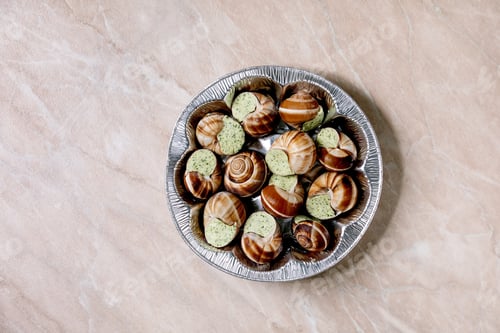 Preview: Uncooked Escargots de Bourgogne