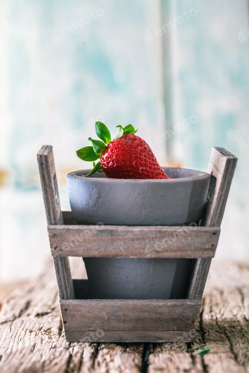 Preview: Strawberries