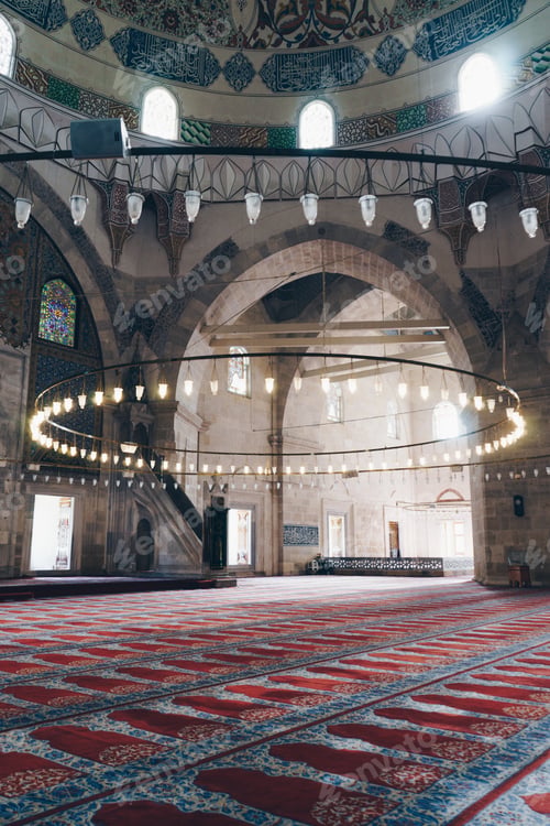 Preview: Interior of old Mosque in Edirne, Turkey