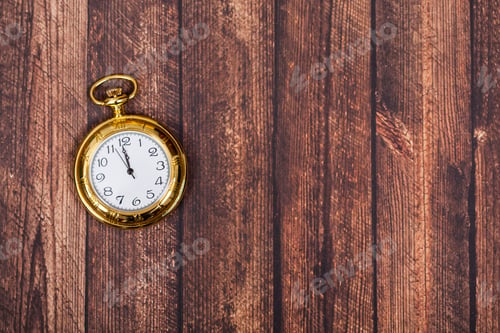 Preview: Retro clock