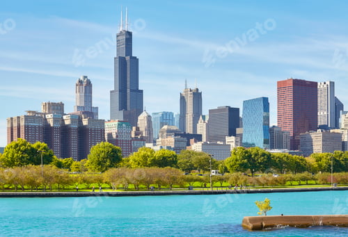 Preview: Chicago city skyline on a sunny day, USA.