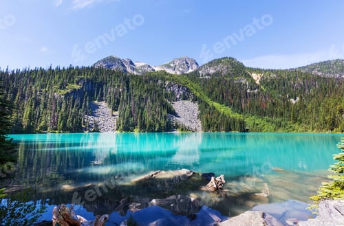 Preview: Lake in Canada