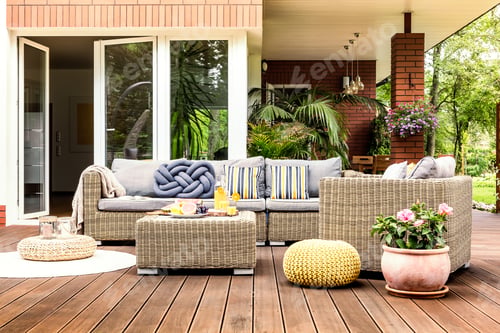 Preview: Beige garden furniture on terrace