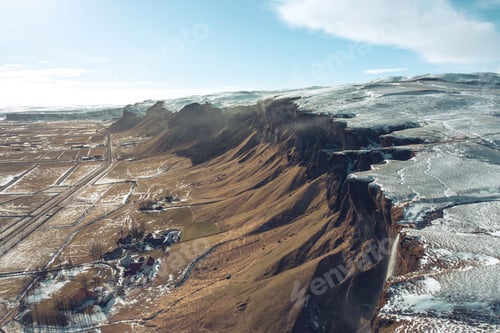Preview: Cliffs in Iceland in the Winter