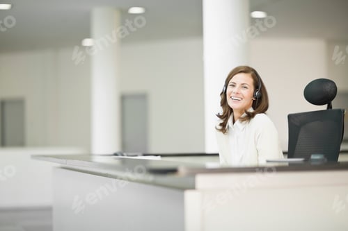 Preview: Receptionist