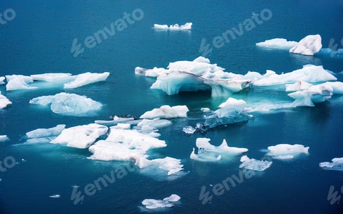 Preview: Natural iceberg floating in Jokulsarlon glacier lagoon