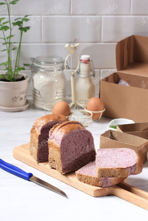 Preview: Homemade Purple Bread Made from Japanese Purple Sweet Potato