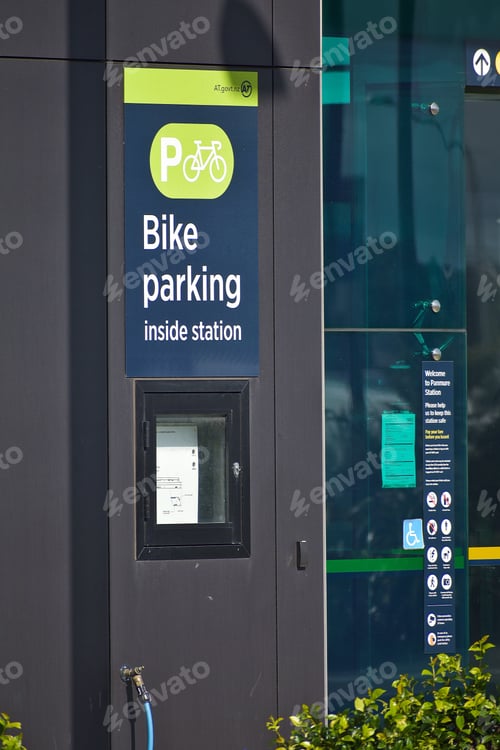 Preview: View of Panmure train and bus station