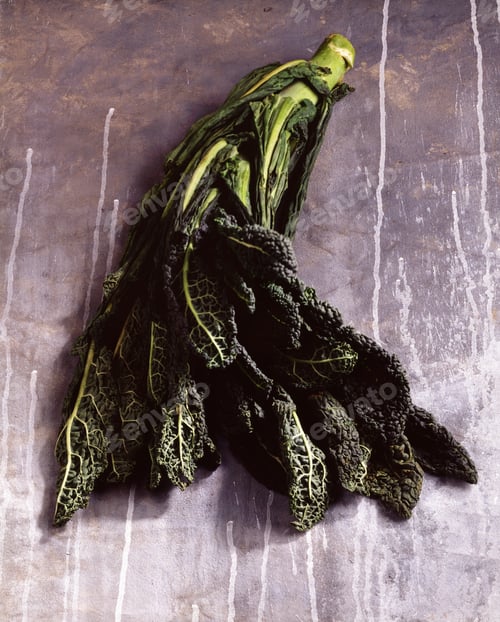 Preview: Cavolo nero, overhead view, close-up