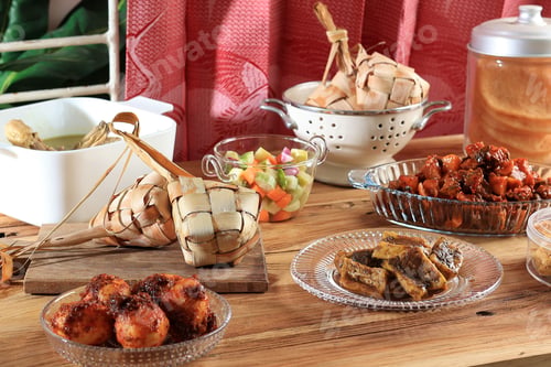Preview: Full Package Menu Ketupat Lebaran