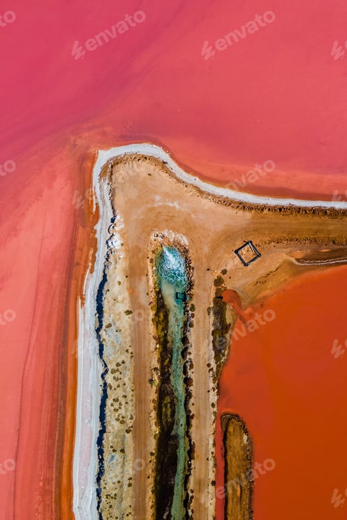 Preview: Aerial view of pink salt