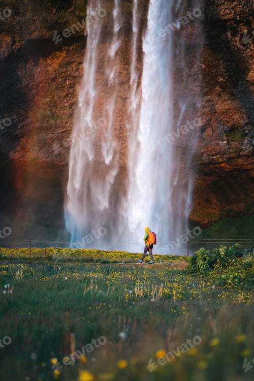 Preview: View of Seljalandsfoss waterfall in Iceland