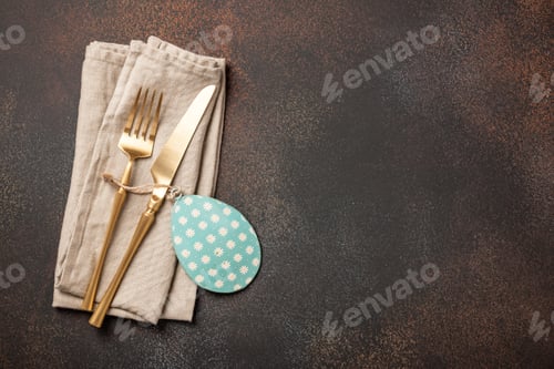 Preview: Easter setting table with cutlery and egg decoration