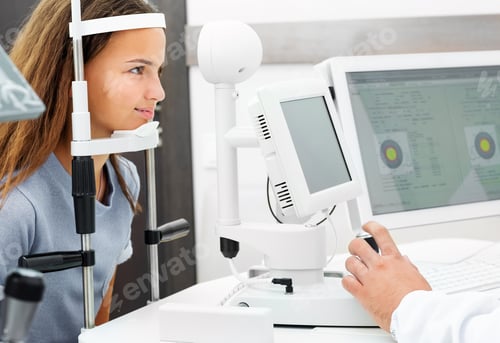 Preview: Teenage girl undergoes eye survey