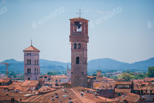 Preview: Aerial view of ancient building with red roofs in Lucca