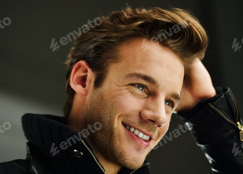 Preview: Attractive Young Guy Posing In Studio