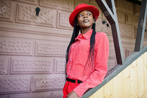 Preview: Pretty braids business african american lady