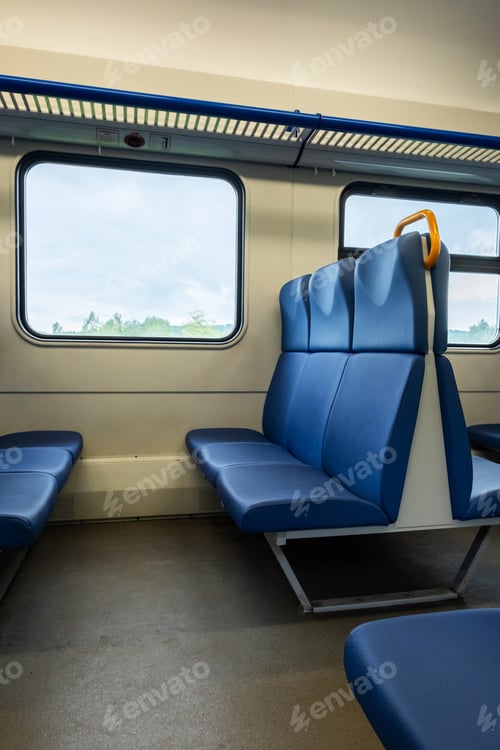 Vista previa: Empty seats in the passenger train cabin.