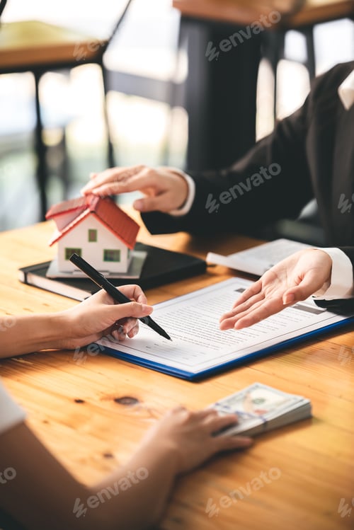 Preview: Real estate investment ideas and contracts