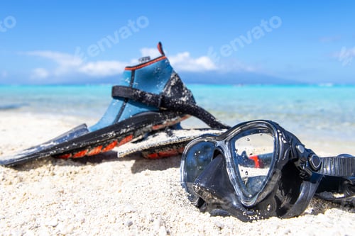 Preview: Snorkel gear on a tropical island ocean sandy beach