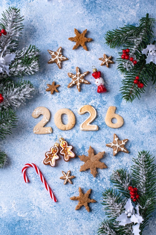 Preview: Festive New Year's cookies in the shape of 2026