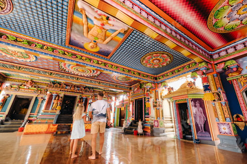 Preview: People at an Indian temple on the island of Mauritius in the Indian Ocean