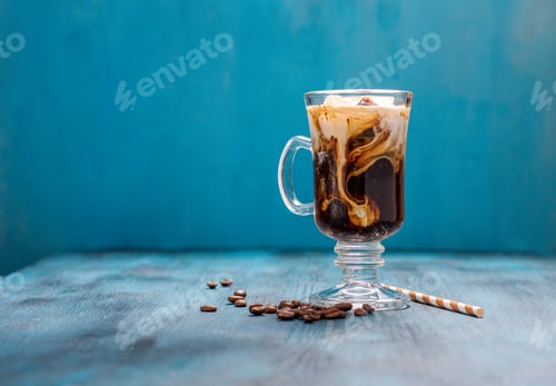 Preview: Coffee in Glass