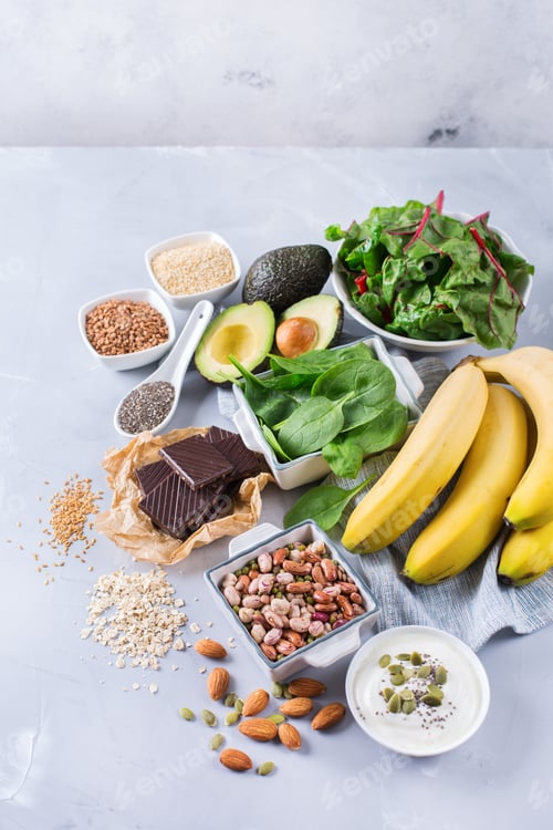 Vista previa: Assortment of healthy high magnesium sources food