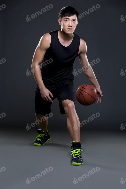 Preview: Young man playing basketball