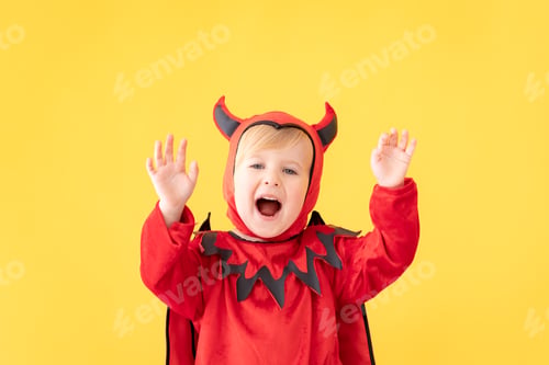 Preview: Happy child dressed Halloween costume