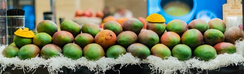 Preview: fresh fruit juice bar. a place of making and selling juice. b