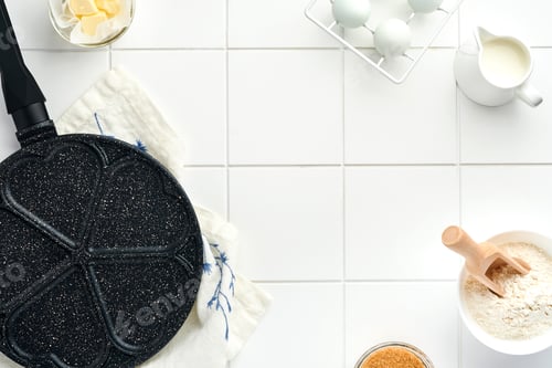 Preview: Empty frying pan black, skillet with stone nonstick coating for baking pancakes in shape of breakfas