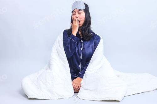 Preview: Sleepy Woman