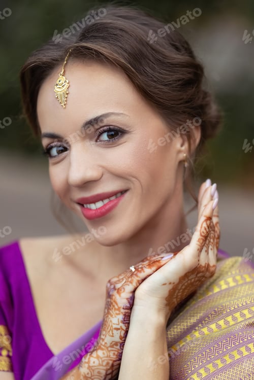 Preview: Bride. Beautiful young caucasian woman in traditional indian clothing