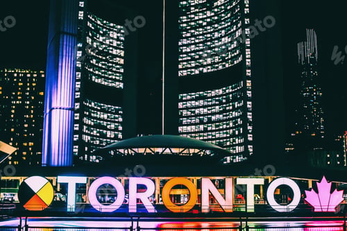 Preview: toronto sign nathan phillips square