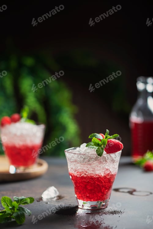 Preview: Gradient red cocktail