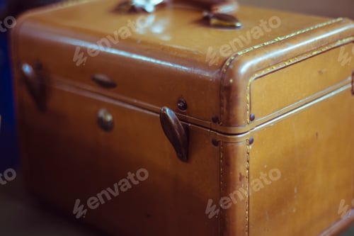 Preview: Vintage brown suitcase bag