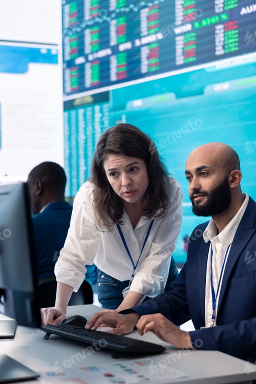Preview: Team of investors analyzing profit amount and making decisions