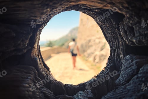 Preview: A hole