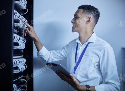 Preview: Man, electrician and tablet in server room or data center inspection, system solution or cybersecur