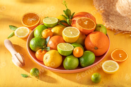 Preview: Sweet and sour with oranges, limes and lemons as lemonade.