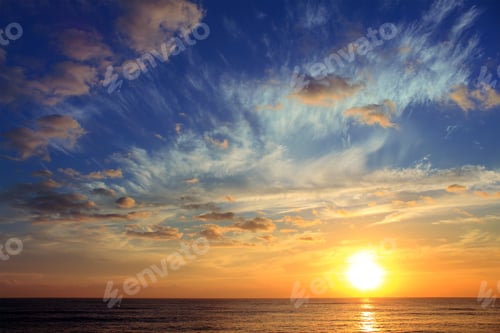 Preview: Sunrise in the sea