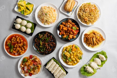 Preview: Table with Chinese food seen from above