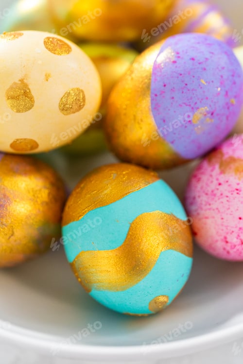 Preview: Easter eggs