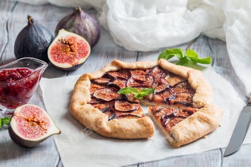 Preview: Homemade figs galette
