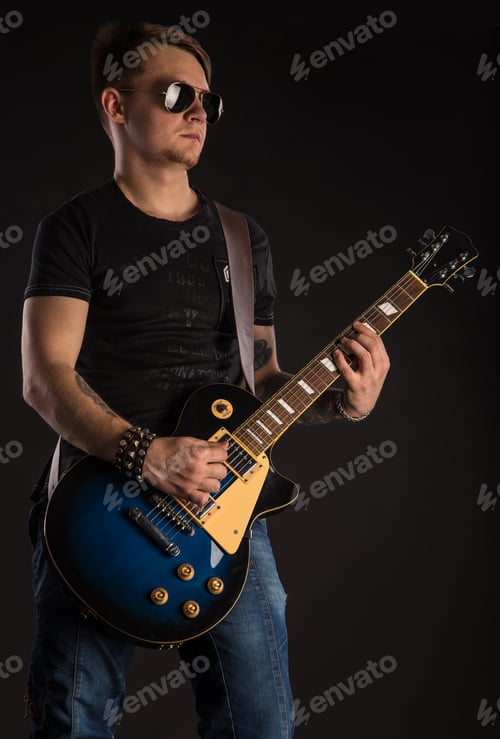 Preview: Lead guitarist.