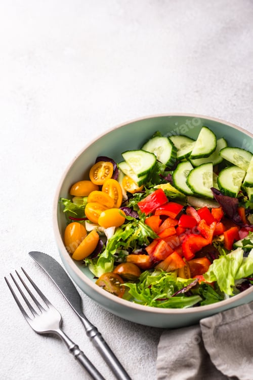 Preview: Fresh healthy organic vegetable salad