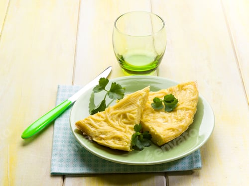 Preview: spaghetti omelet, traditional italian recipe