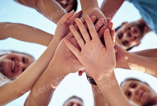 Preview: United in friendship