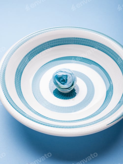 Preview: Blue pastel ceramic dish with spiral